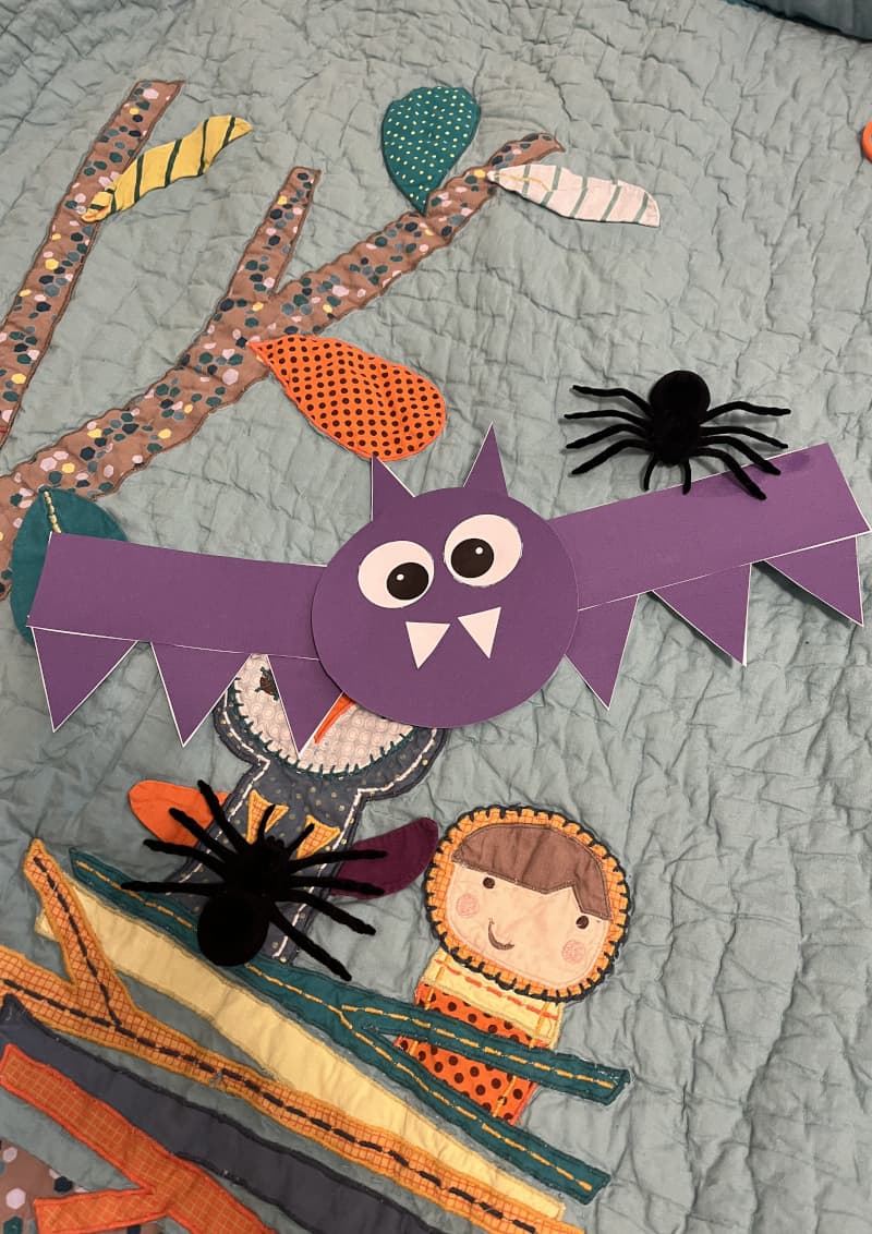 Τhe Little Bat and the Pumpkin’s Light