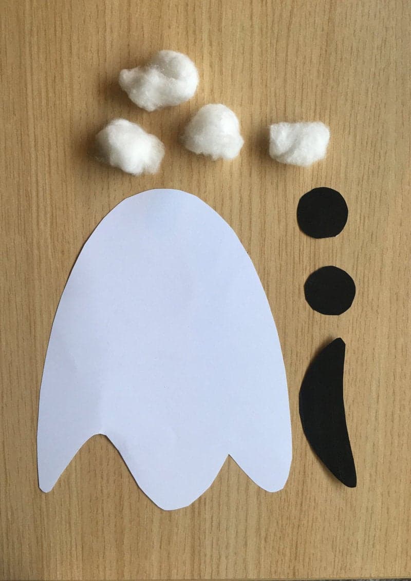 Halloween. Happy Ghosts. Free printable craft for kids.