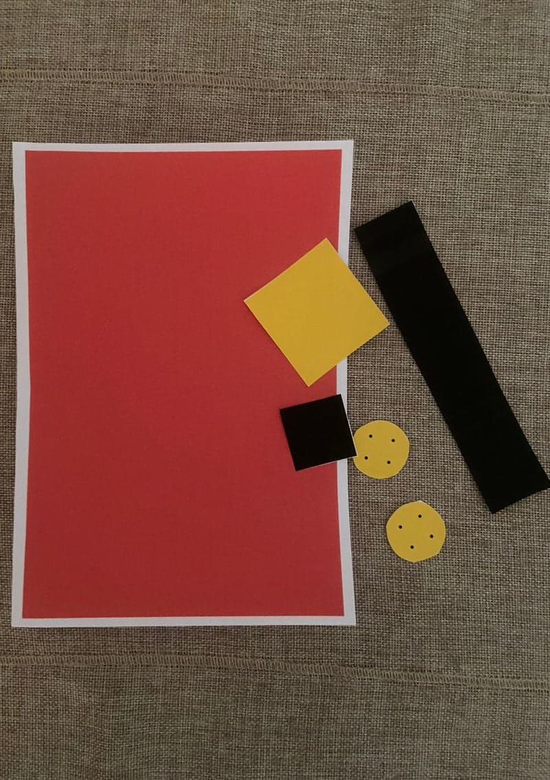 Free printable craft for kids for the holidays. Christmas and New Year's. Santa Claus belly card.