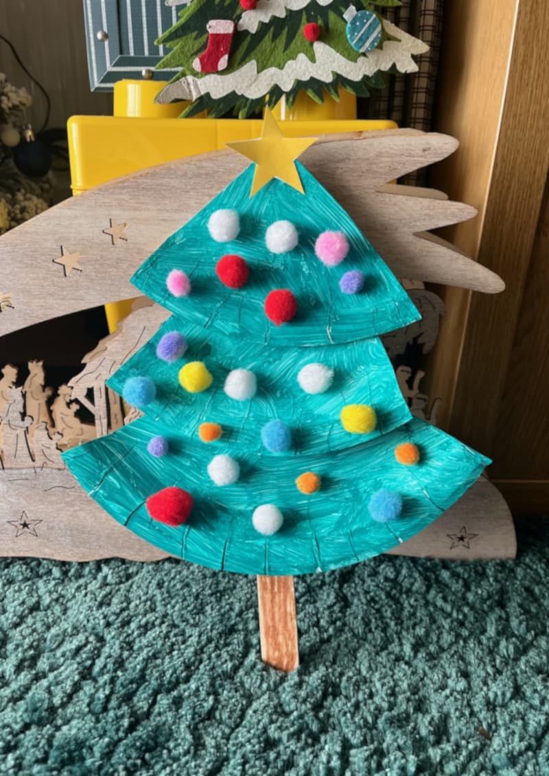 Paper Plate Christmas Tree