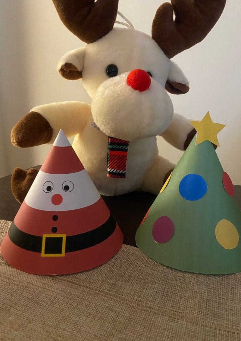 Free printable craft for kids for the holidays. Christmas and New Year's. Cone Christmas tree and Santa Claus.