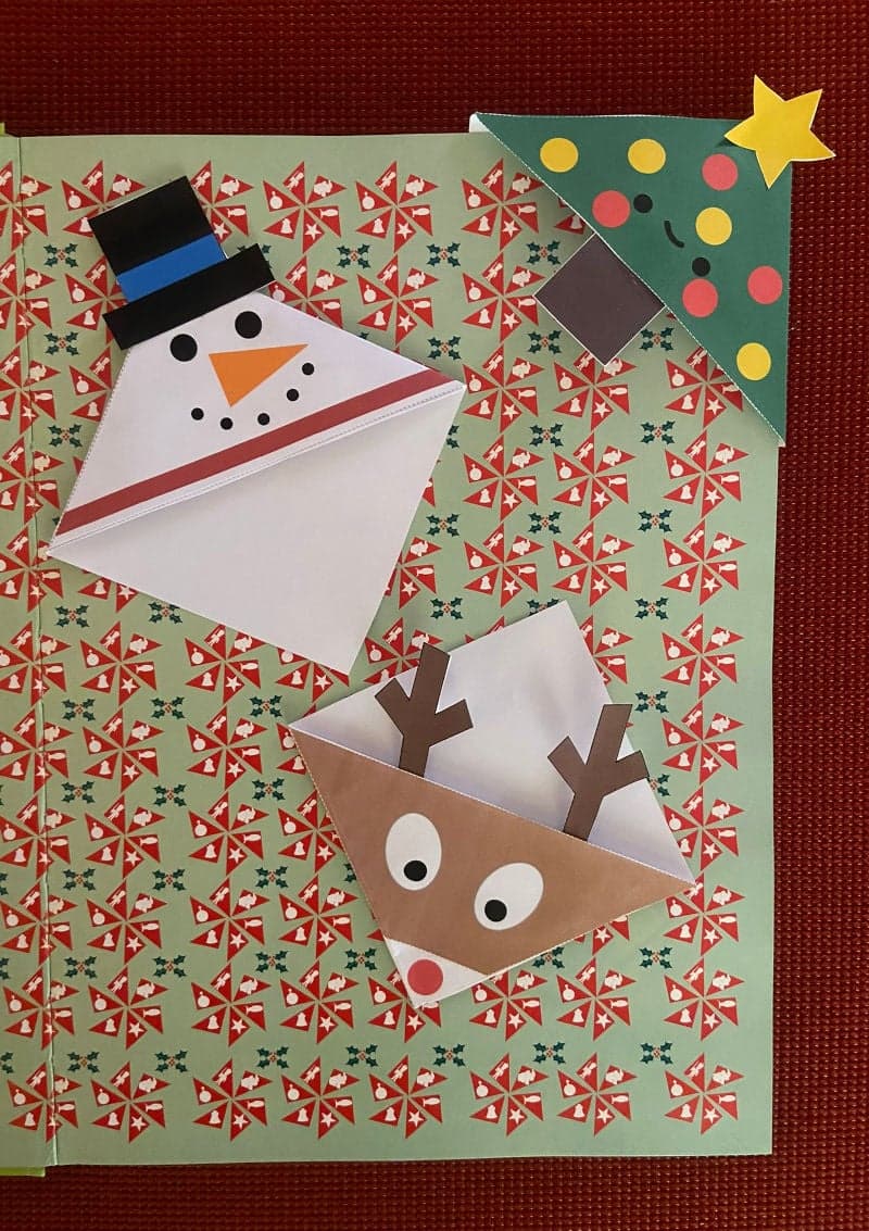Free printable craft for kids for the holidays. Christmas and New Year's. Bookmarks Christmas tree, reindeer, snowman.
