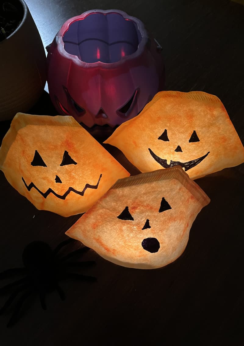 Coffee-Filter Pumpkins