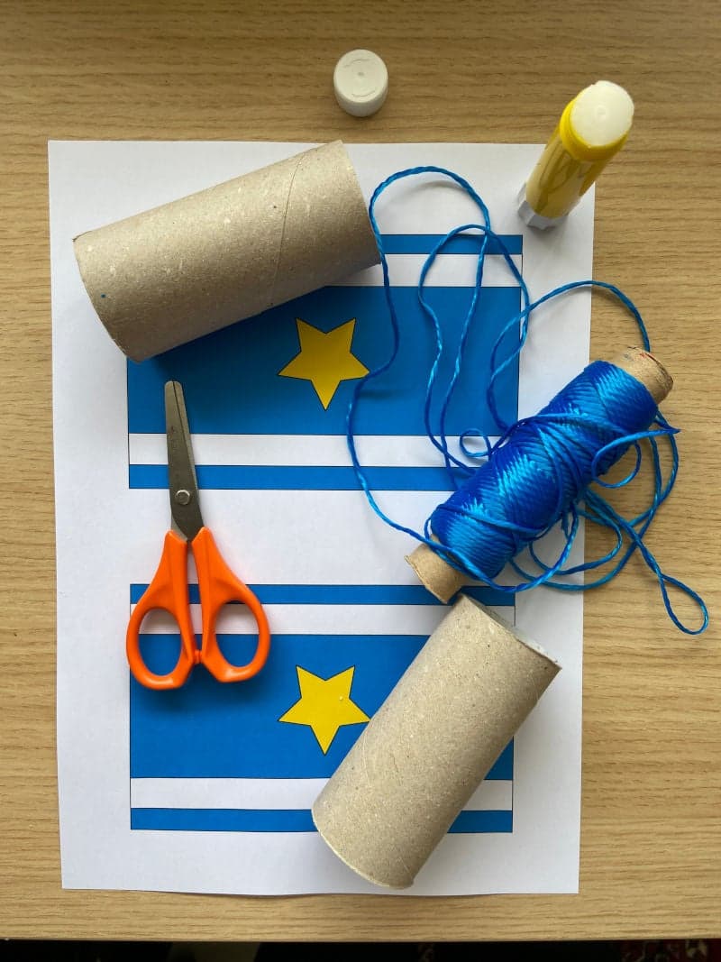 Craft for kids preschool kindergarten. Educational play for toddlers for preschool. Binoculars. Toilet paper roll. Rope. Scissors. Glue. Free printable material. 