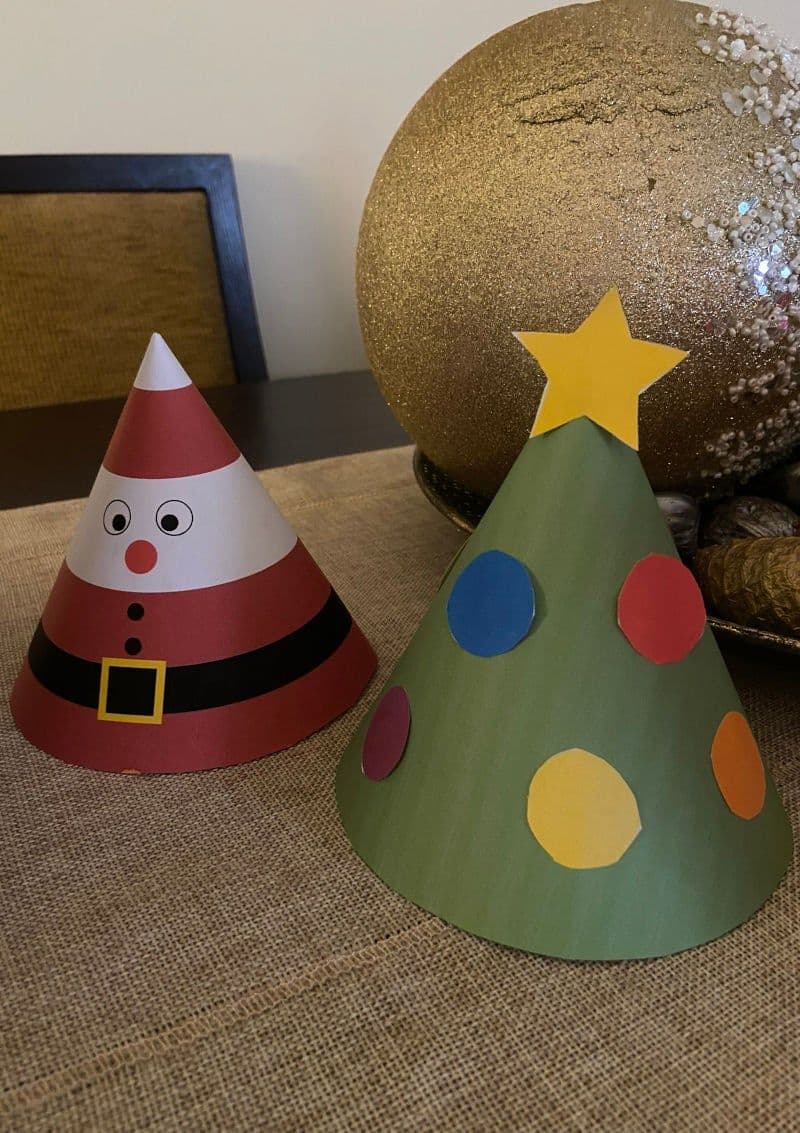 Santa and Tree (gallery)