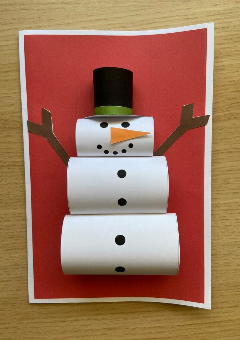 Free printable craft for kids for the holidays. Christmas and New Year's. Snowman card.
