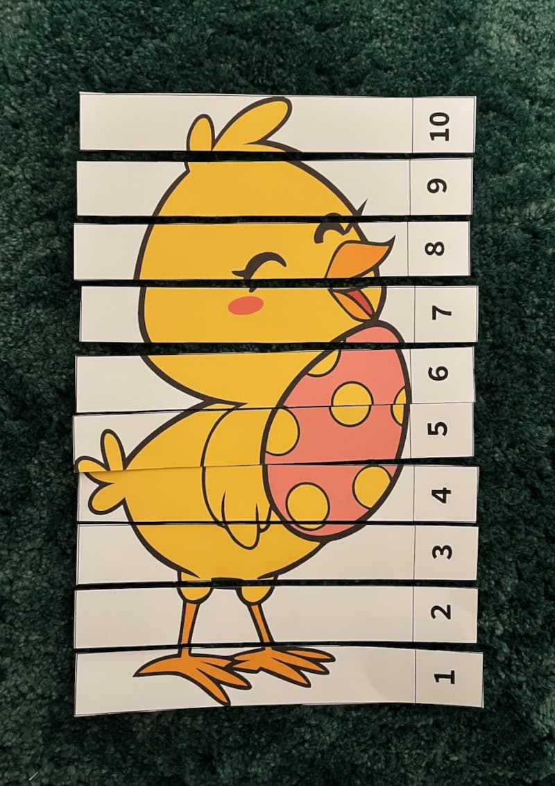 Easter chick - numbers 1-10. Colorful Easter number puzzle printable for preschool children learning numbers